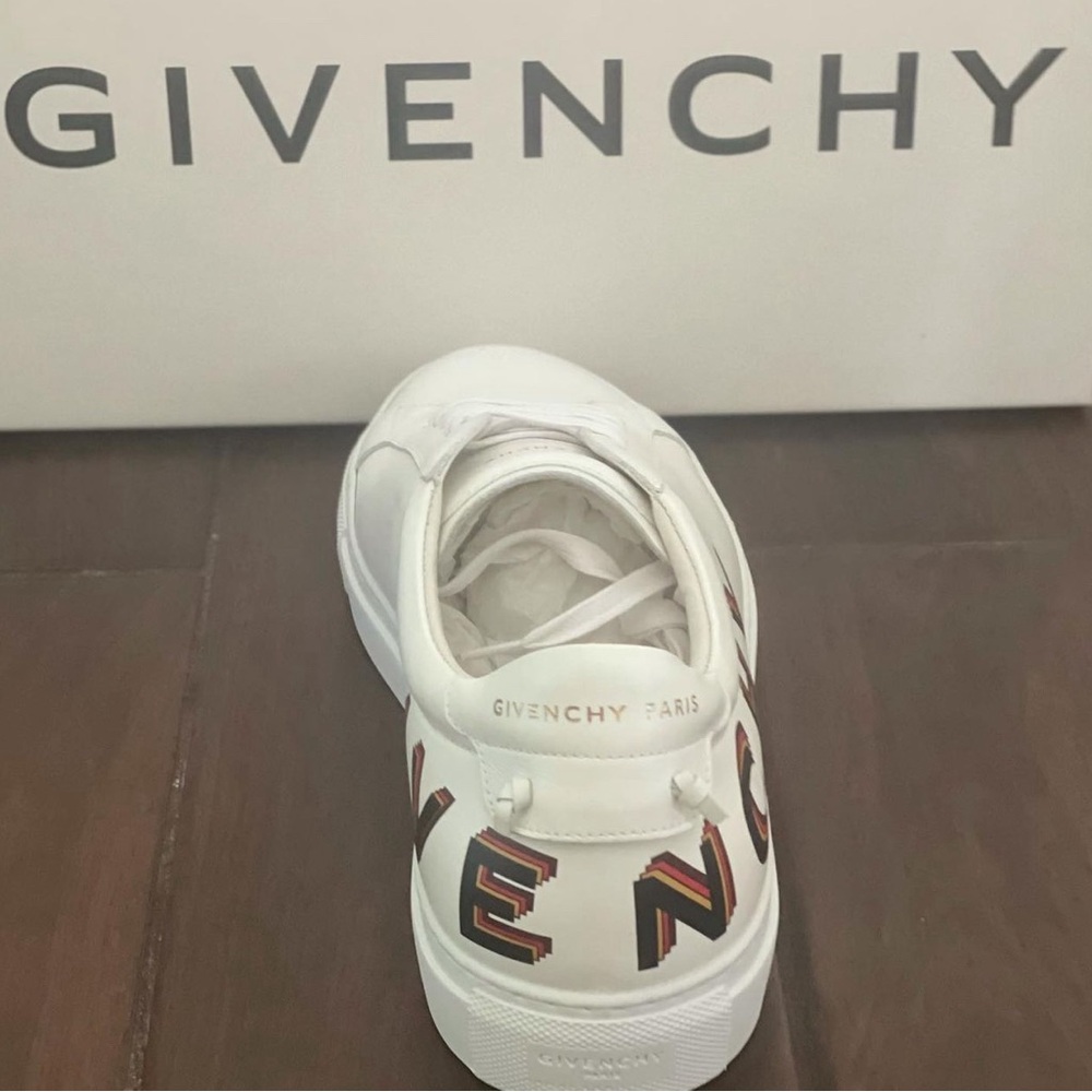 Givenchy Men Sneakers